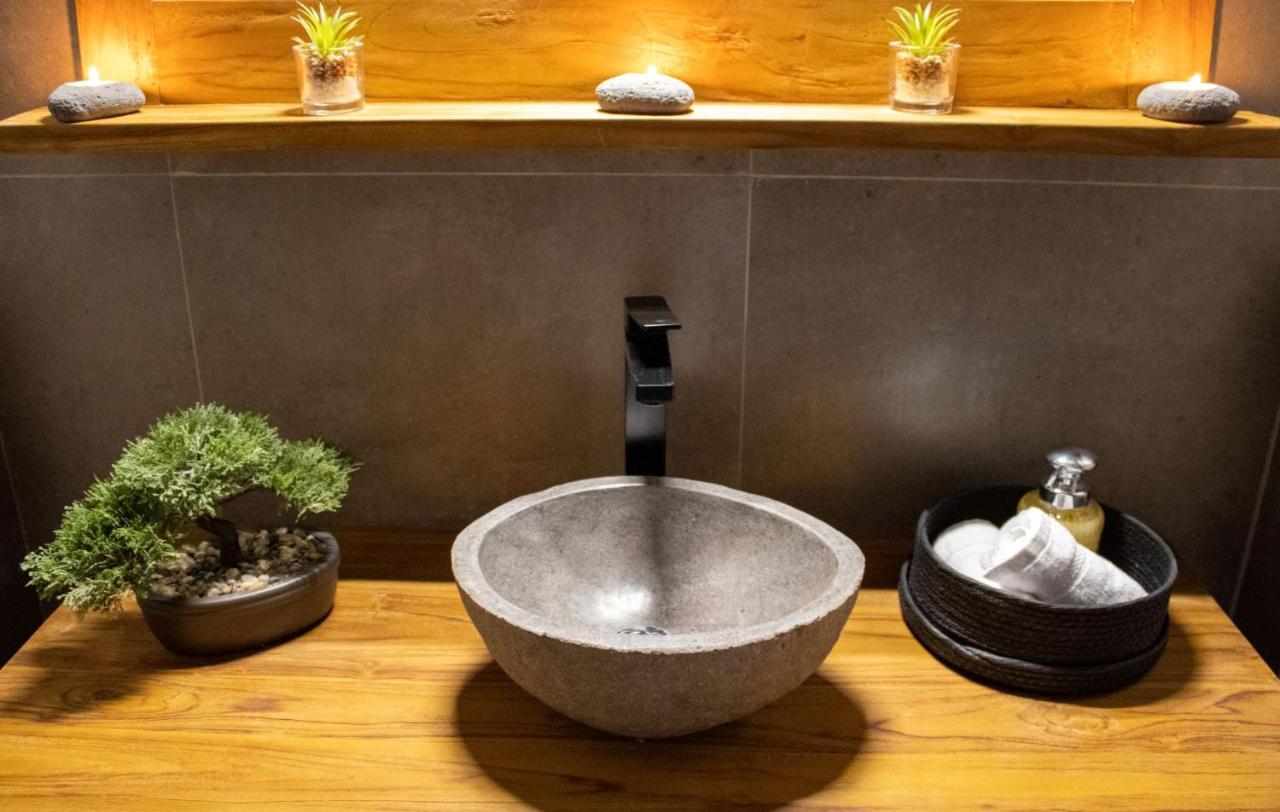 Le Bois Boheme- Suite & Spa Privatif Nimes Luaran gambar
